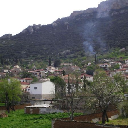 Kelari Studios Ámfissa Exterior foto