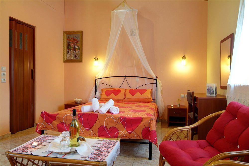 Kelari Studios Ámfissa Quarto foto