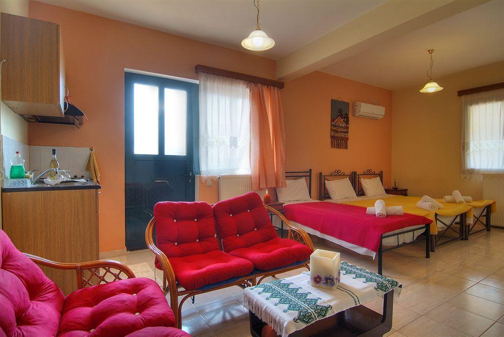 Kelari Studios Ámfissa Quarto foto
